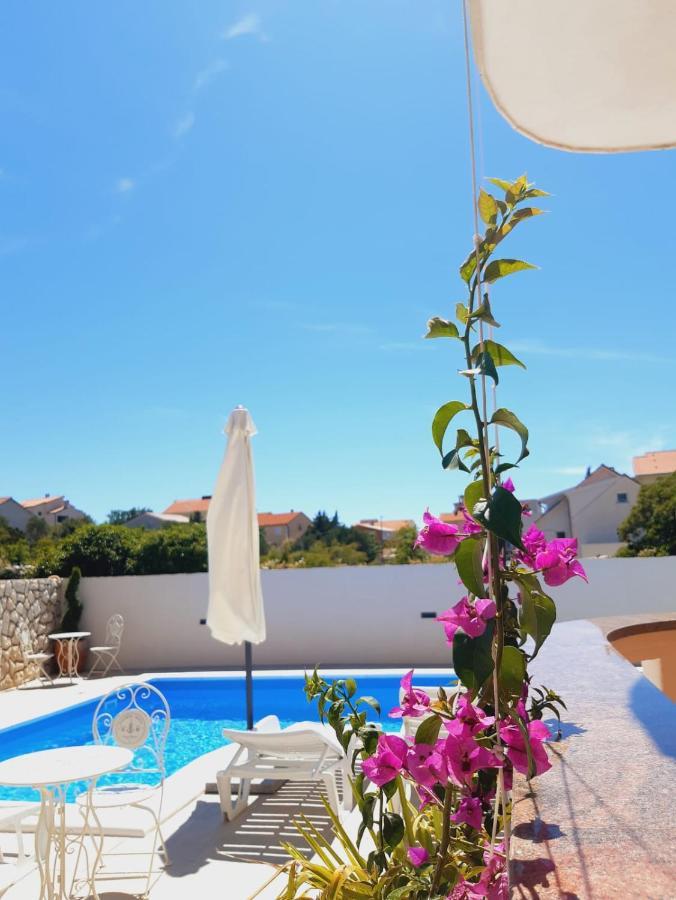 Villa Marija โนวาลยา ภายนอก รูปภาพ