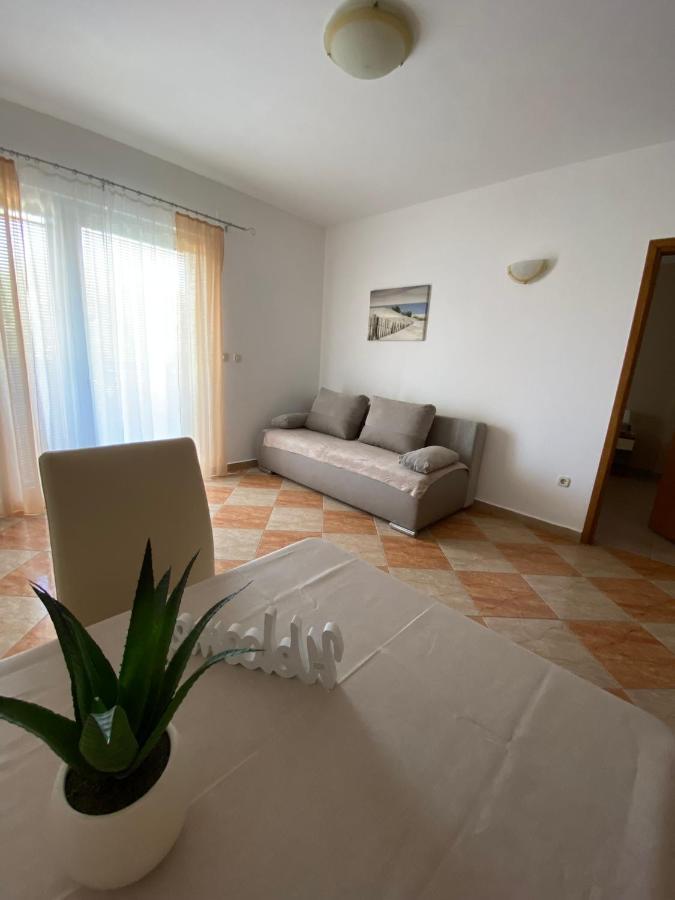 Villa Marija โนวาลยา ภายนอก รูปภาพ